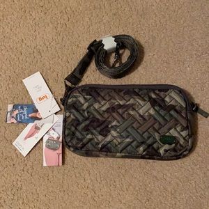 Lug Convertible Crossbody Purse/Hip Pouch/Fanny Pack Camo Green